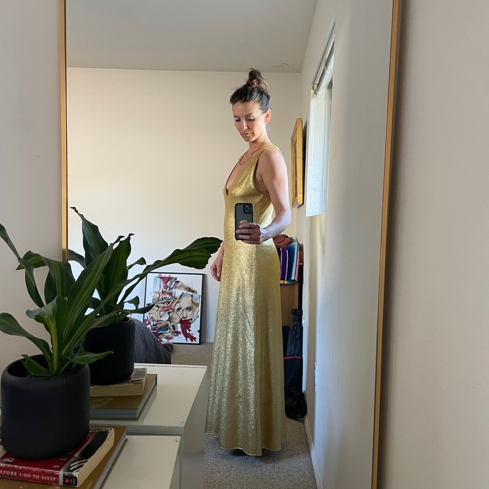 Gabriela Hearst Melitta knit dress with Gold Merino wool. Styled for photoshoot. - Picture 10 of 10